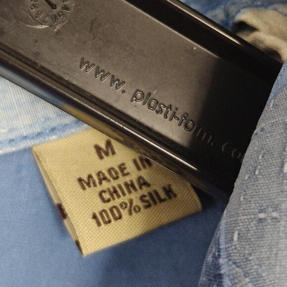 Tommy Bahama Silk Hawaiian Shirt Size Medium Blue Tropical Floral Beach Aloha - Picture 3 of 10